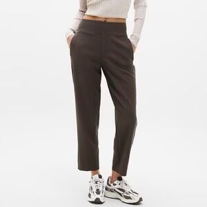 NWT Athleta Endless High Rise Petite Pant in Truffle Brown